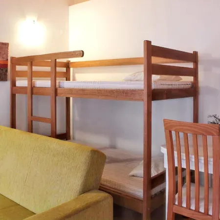 Cosy In With Shared Pool - 45 Sqm Pataias