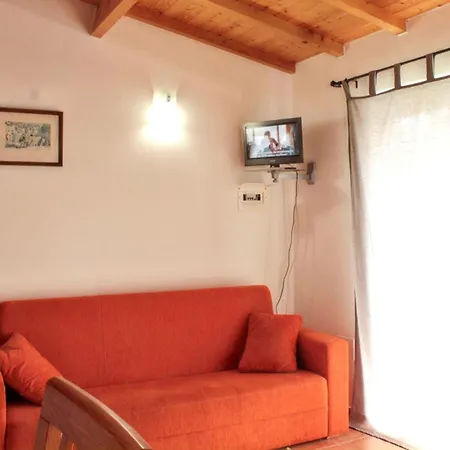 Daire Cosy In With Shared Pool - 45 Sqm *